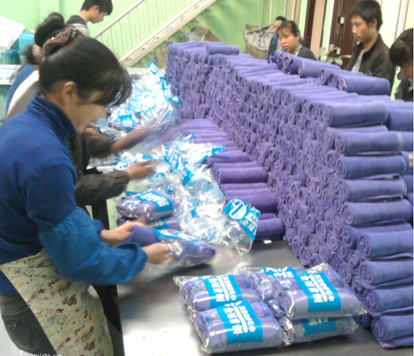 長(zhǎng)沙自動(dòng)包裝機(jī)|熱收縮包裝機(jī)|輸送線|長(zhǎng)沙邦得樂(lè)包裝機(jī)械